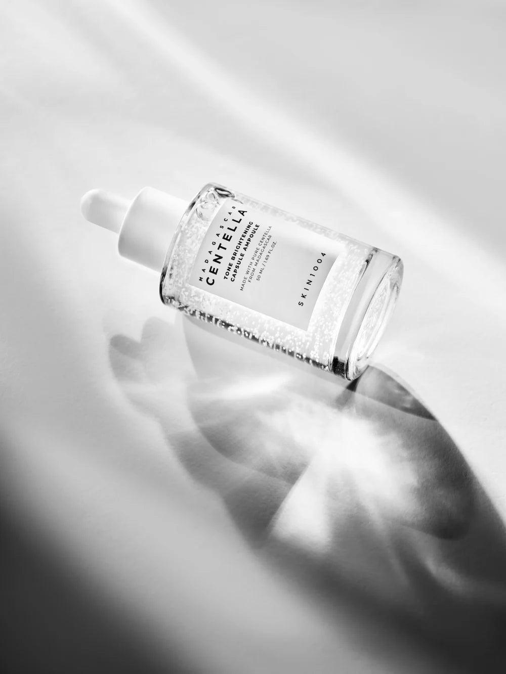 SKIN1004 - Madagascar Centella Tone Brightening Capsule Ampoule - 50 ml
